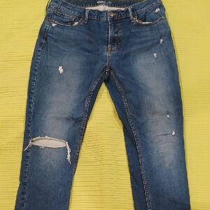 Old Navy Distressed Ankle Jeans - Dark Blue
